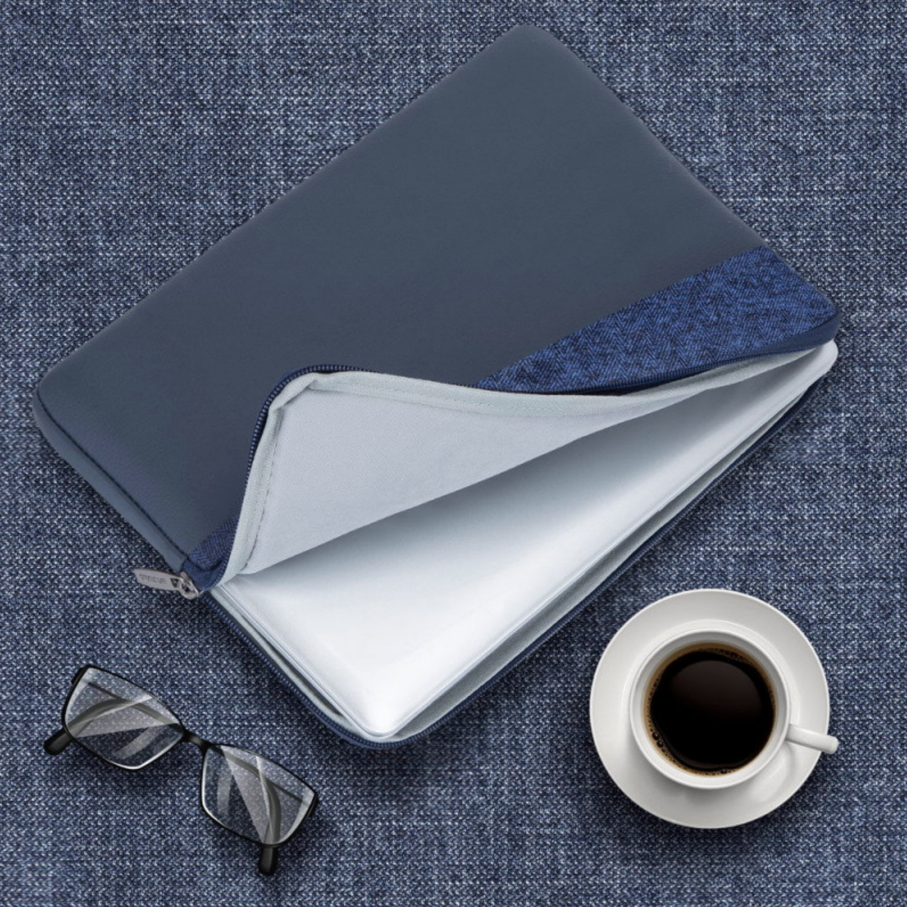 RIVACASE Pour Ordinateur Portable Jusqu’à 15.6′′